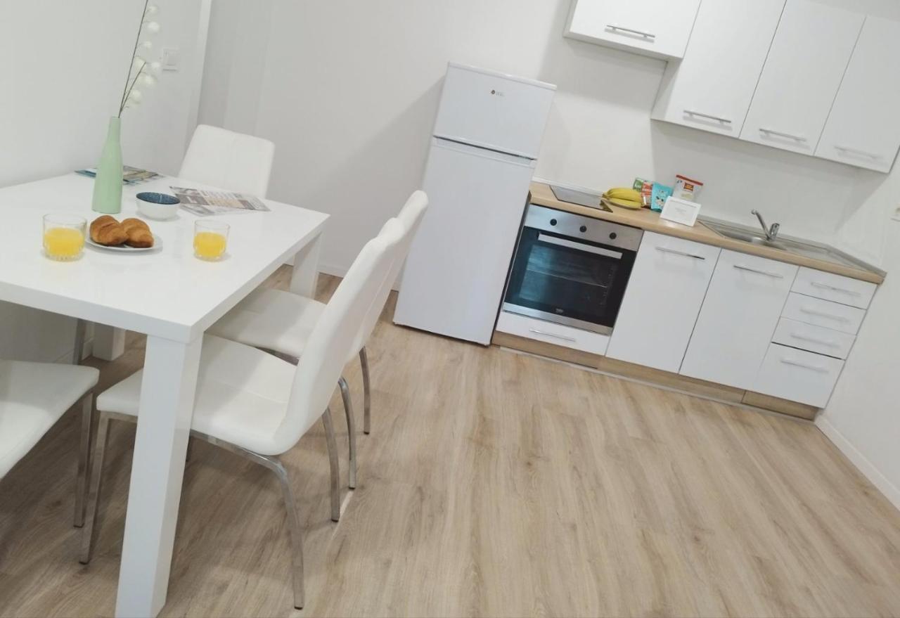 Apartment Sanya #3 卢布尔雅那 外观 照片